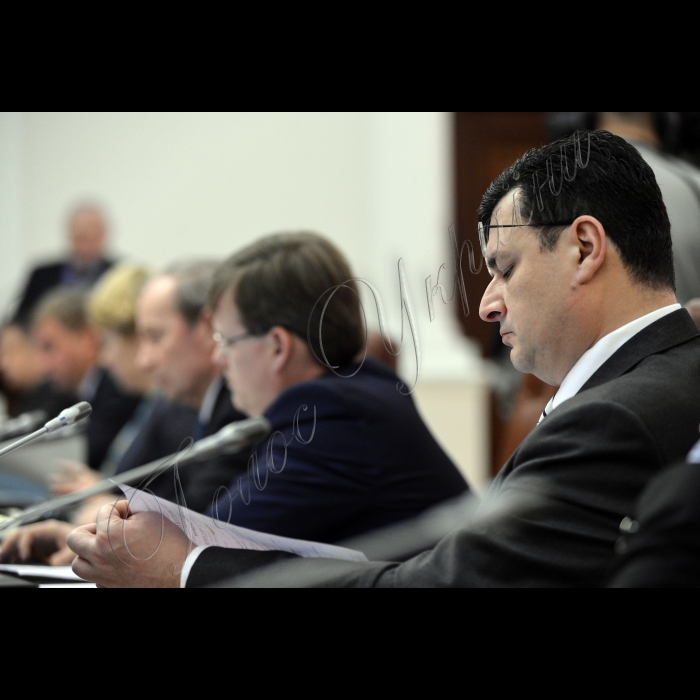 4 лютого 2015
Під головуванням Прем’єр-міністра України Арсенія Яценюка відбулось засідання уряду.
Міністр економічного розвитку і торгівлі України Айварас Абромавичус