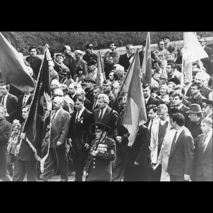 01.05.1995.
Мітинг лівих сил на 1 травня.
Ткаченко, Симоненко, Мороз.