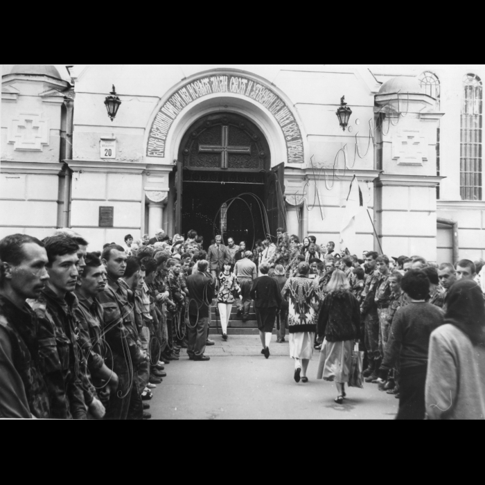18.07.1995.
День поховання Патріарха Володимира.