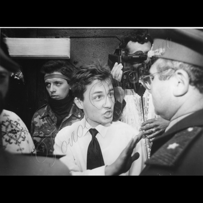 18.07.1995 .
День похорону Патріарха Володимира .