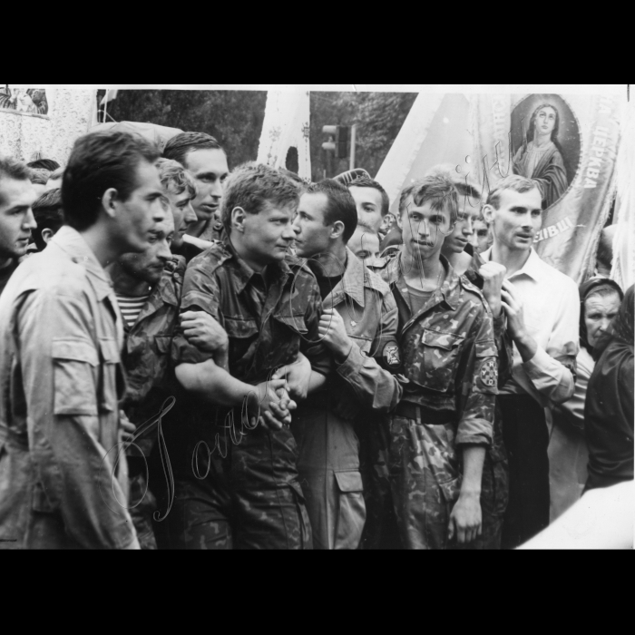 18.07.1995 . День похорону Патріарха Володимира .