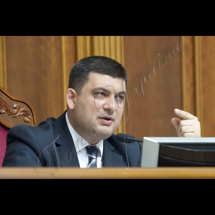 04 червня 2015
Президент України Петро Порошенко виступив у парламенті із щорічним Посланням до Верховної Ради про внутрішнє і зовнішнє становище України.