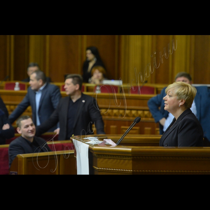 16 січня 2015. Пленарне засідання ВР. Звіт голови нацбанку Валерії Гонтарєвої