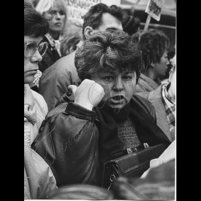 19.10.1995. Пікетування Кабміну профспілками робітників машинобудування і оборонної промисловості.