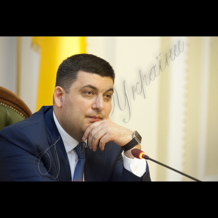 05 червня 2015
Голоа ВР України Володимир Гройсман привітав журналістів з їхнім професійним святом.
