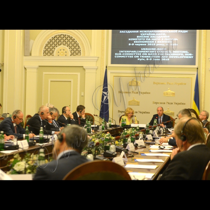 8 червня 2015
Відбулося засідання Міжпарламентської Ради Україна-НАТО. Вступне слово першого заступника голови Верховної Ради України, співголови Міжпарламентської Ради Україна-НАТО Андрія Парубія та співголови Міжпарламентської Ради Україна-НАТО від ПА НАТО Рейнел Андрейчук.