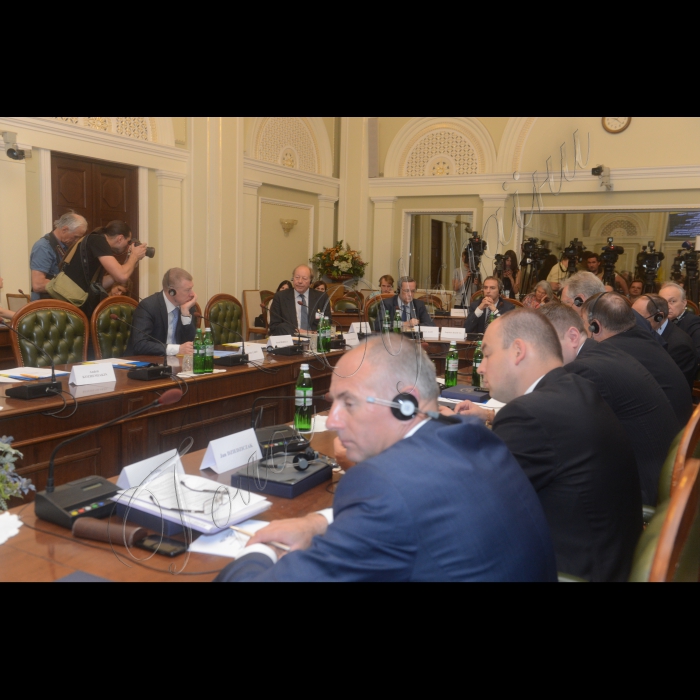 8 червня 2015
Відбулося засідання Міжпарламентської Ради Україна-НАТО. Вступне слово першого заступника голови Верховної Ради України, співголови Міжпарламентської Ради Україна-НАТО Андрія Парубія та співголови Міжпарламентської Ради Україна-НАТО від ПА НАТО Рейнел Андрейчук.