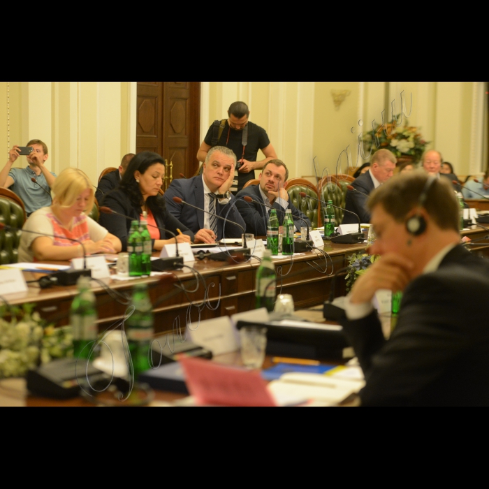 8 червня 2015
Відбулося засідання Міжпарламентської Ради Україна-НАТО. Вступне слово першого заступника голови Верховної Ради України, співголови Міжпарламентської Ради Україна-НАТО Андрія Парубія та співголови Міжпарламентської Ради Україна-НАТО від ПА НАТО Рейнел Андрейчук.