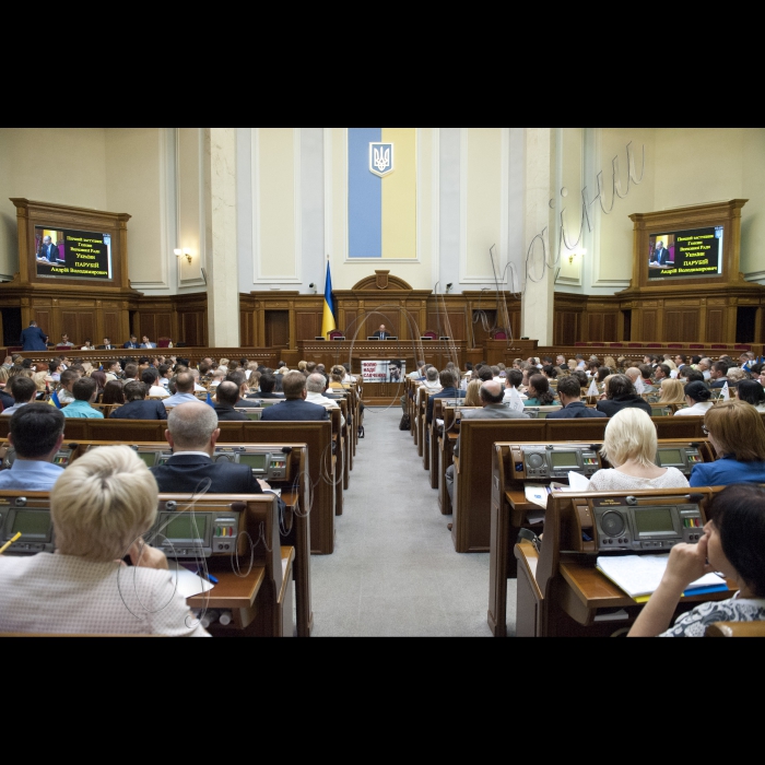 17 червня 2015
Парламентські слухання на тему: «Сімейна політика України - цілі та завдання».
Вів засідання Перший заступник Голови ВР України Андрій Парубій.