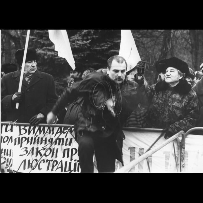 18.03.1997.
Мітинги біля ВР