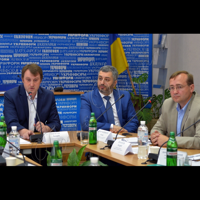 22 червня 2015
У інформагенстві «Укрінформ»,відбувся круглий стіл: 