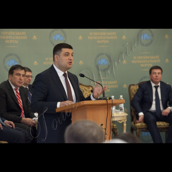 22 червня 2015
Робоча поїздка Голови ВР України Володимира Гройсмана у Одесу.
Участь у засіданні Асоціації міст України (АМУ) у рамках XI  Українського муніципального форуму.
