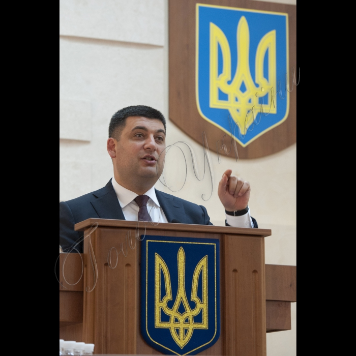 Робоча поїздка Голови ВР України Володимира Гройсмана у Одесу.
Зустріч з представниками органів місцевого самоврядування у приміщенні обласної ради.