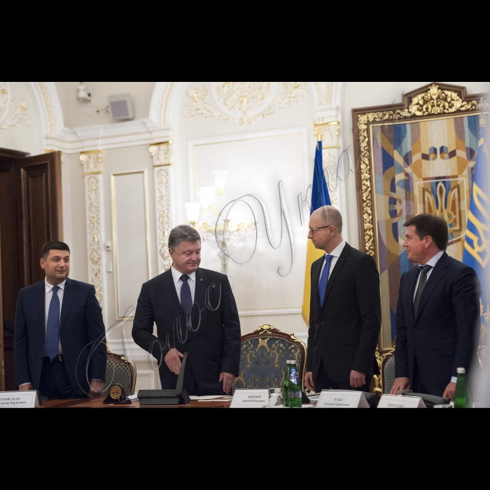 Голова ВР України Володимир Гройсман взяв участь у засіданні Національної ради реформ під головуванням Президента України Петра Порошенка