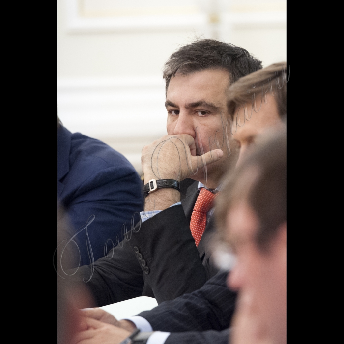 Голова ВР України Володимир Гройсман взяв участь у засіданні Національної ради реформ під головуванням Президента України Петра Порошенка. М. Саакашвілі