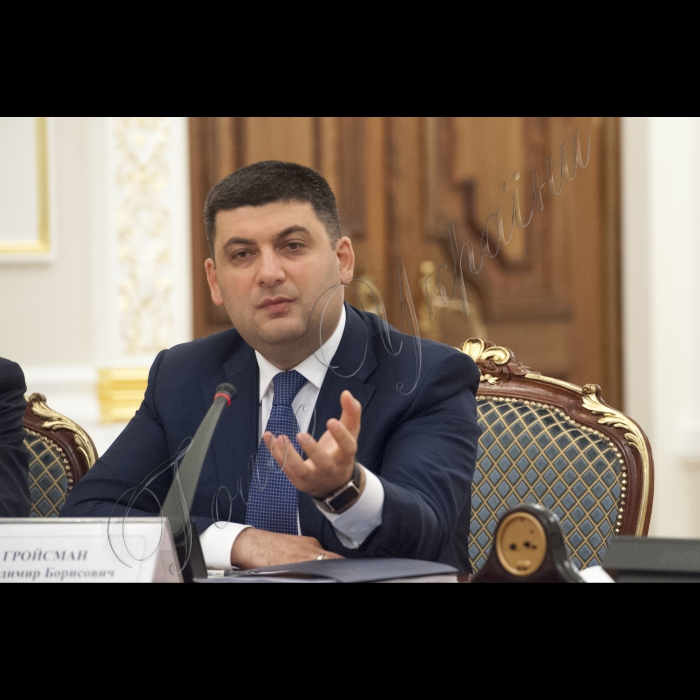Голова ВР України Володимир Гройсман взяв участь у засіданні Національної ради реформ під головуванням Президента України Петра Порошенка
Володимир Гройсман