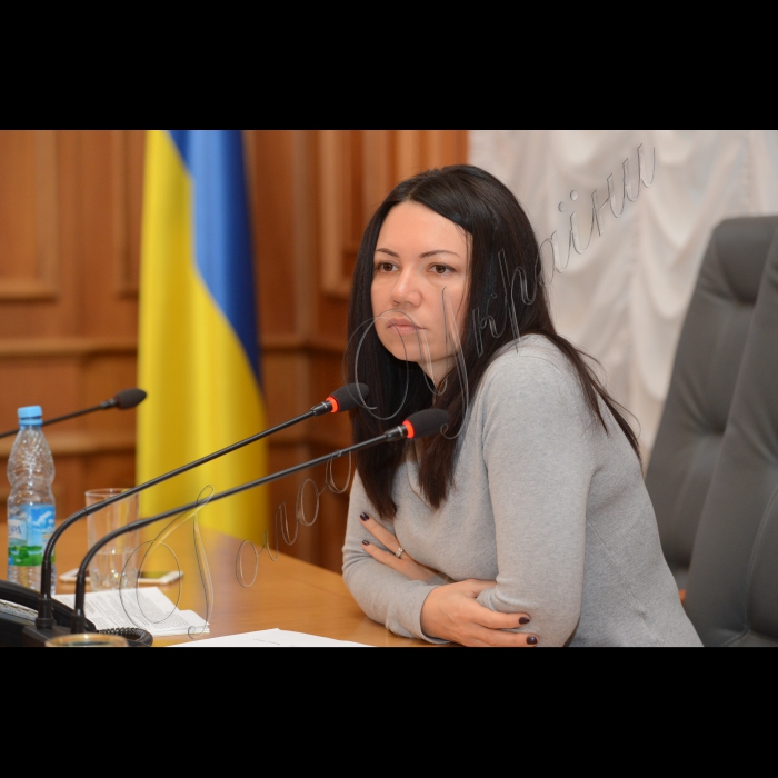 18 грудня 2014. Відбулося засідання Комітету ВРУ з питань свободи слова та інформаційної політики.
Голова комітету Вікторія Сюмар 
