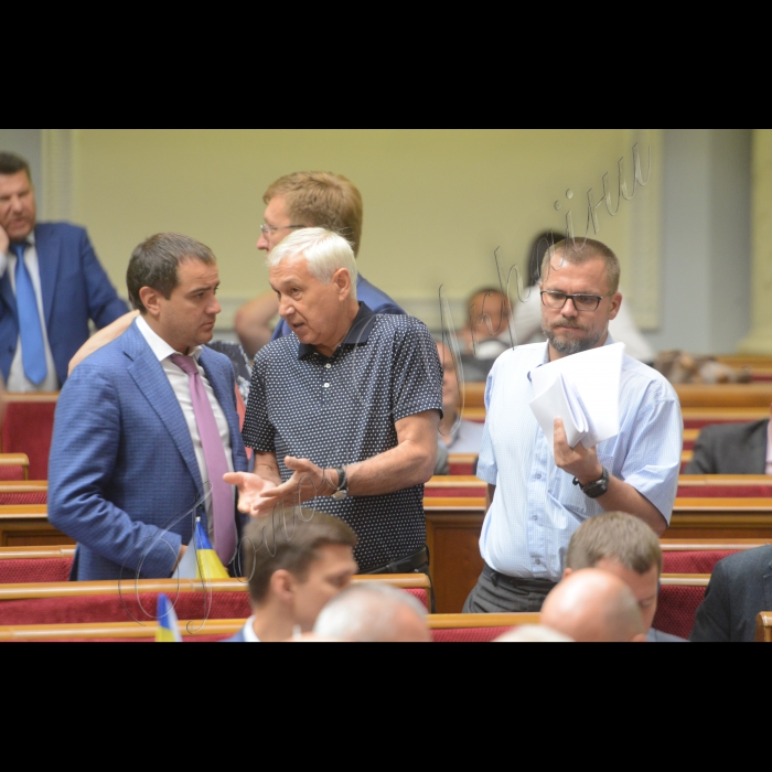 30 червня 2015 р.

Пленарне засідання ВР
Андрій Павелко Віктор Король Артур Вадатурський  БП