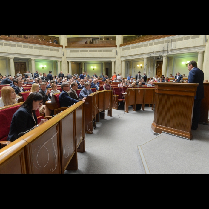 30 червня 2015 р.

Пленарне засідання ВР