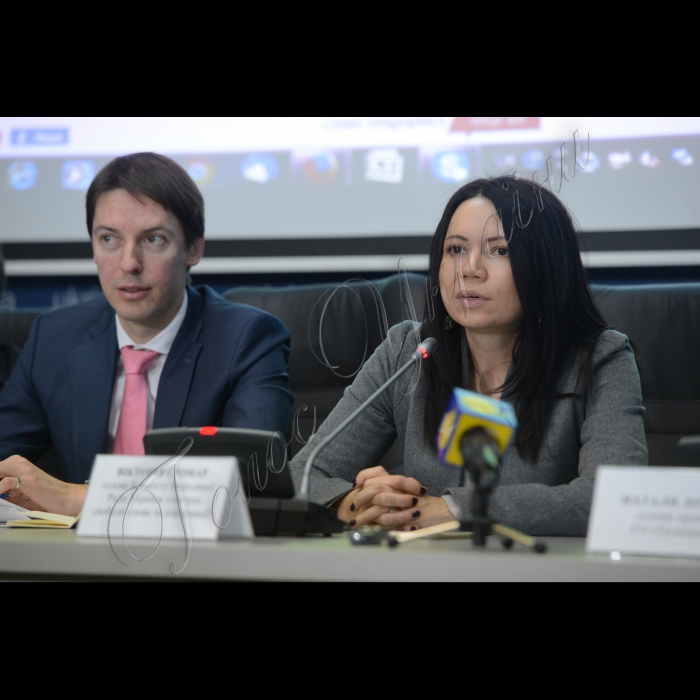 15 грудня 2014. Прес-конференція на тему: «Свобода слова в Україні: нові реалії та старі проблеми» за участі Вікторії Сюмар, голови Комітету ВРУ з питань свободи слова та інформації. МГО «Інтерньюз-Україна» представить результати останнього заміру Індексу свободи медіа в країнах Східного партнерства (Азербайджані, Білорусі, Вірменії, Грузії, Молдові та Україні) за друге півріччя 2014 року. 
Юргіс Вілчінскас, керівник відділу преси та інформації Представництва ЄС в Україні, Вікторія Сюмар, голова Комітету ВРУ з питань свободи слова та інформації,