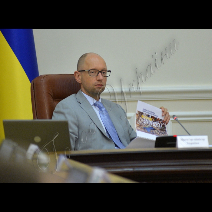 Під головуванням прем’єр-міністра України Арсенія Яценюка відбулось засідання Уряду 