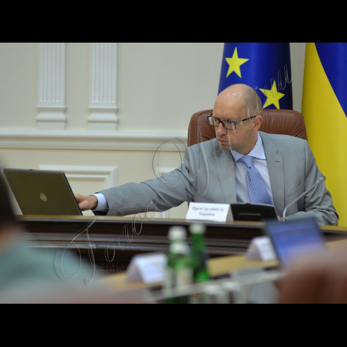 Під головуванням прем’єр-міністра України Арсенія Яценюка відбулось засідання Уряду 