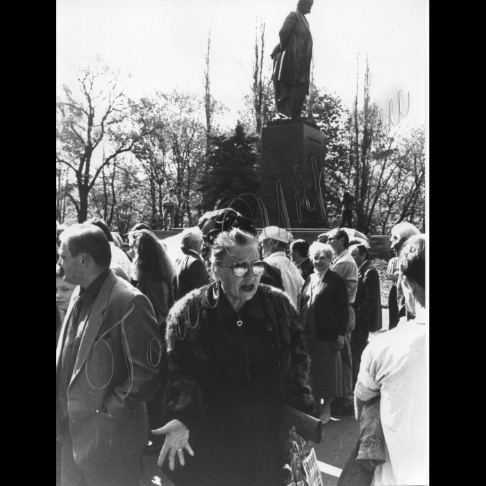 01.05.1998.
Святкування Першотравня
