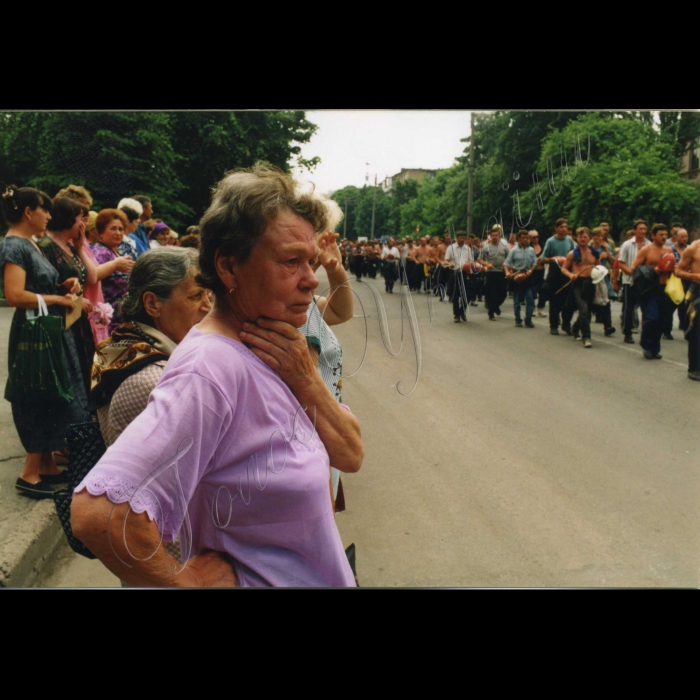 Червень 1998 року.
Піший похід шахтарів на Київ.