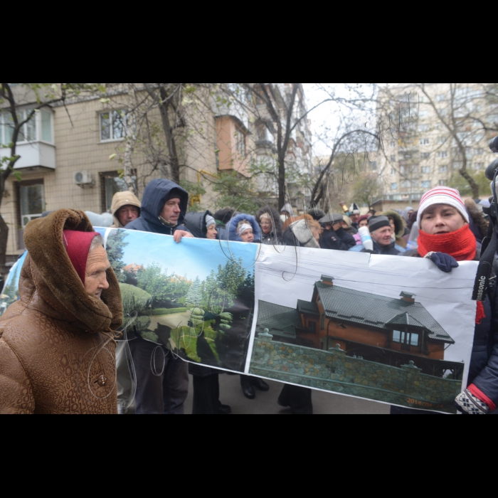 24 жовтня 2014. Біля Генеральної прокуратури України  відбулася акція прямої дії з вимогою негайного виконання Закону України 