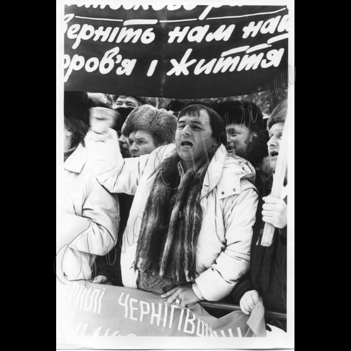 02.02.1999.
Пікети біля ВР. 