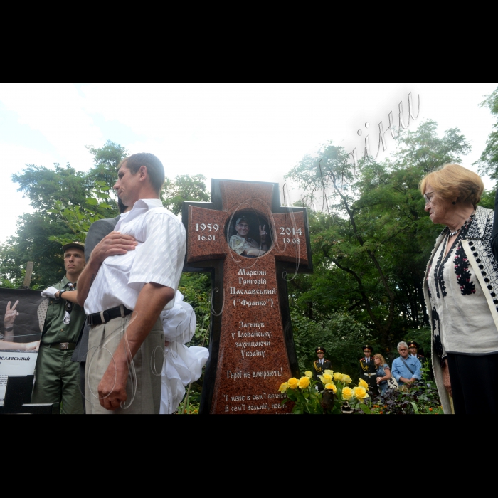 В Києві, на Аскольдовій могилі відбулося урочисте відкриття та освячення пам’ятника загиблому бійцю батальйону 