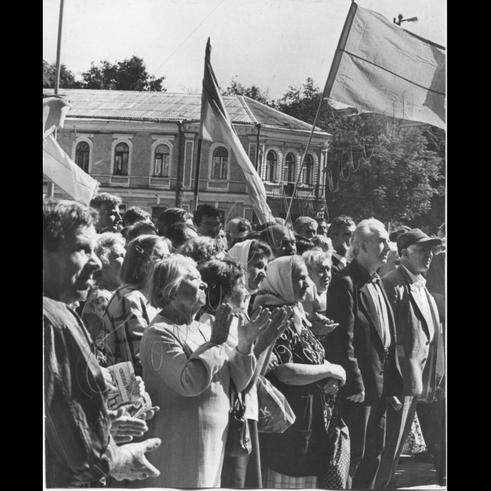 11.09.1999.
Руху 10 років.
Софіївська площа, Київ.