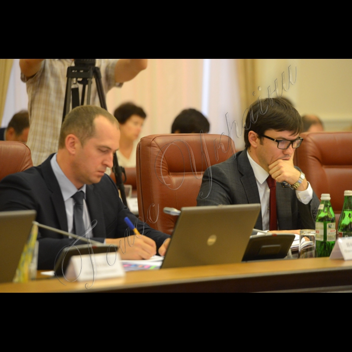 2 вересня 2015
Засідання уряду під головуванням Прем'єр-міністра України Арсенія Яценюка.
