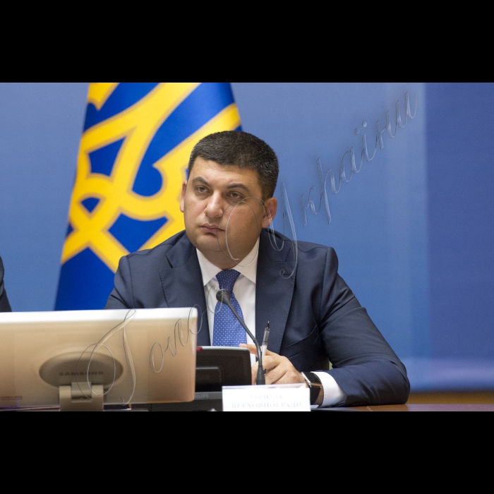 08 вересня 2015
Голова ВР України Володимир Гройсман, Президент України Петро Порошенко взяли участь у розширеному засіданні Кабінету міністрів України.
