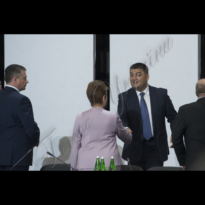 Голова ВР України Володимир Гройсман, Президент Укрїани Петро Порошенко взяли участь у засіданні Ради Регіонального розвитку
