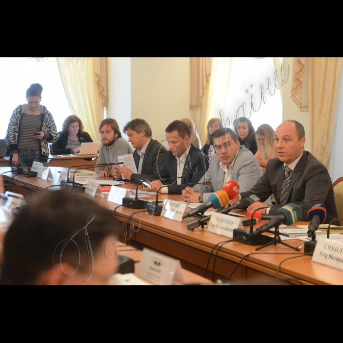 14 вересня 2015
Круглий стіл на тему: 