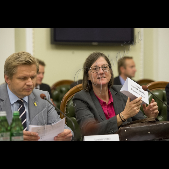 16 вересня 2015
Зустріч Голови Верховної Ради України Володимира Гройсмана з делегацією політико-безпекового комітету Європейського Союзу.
