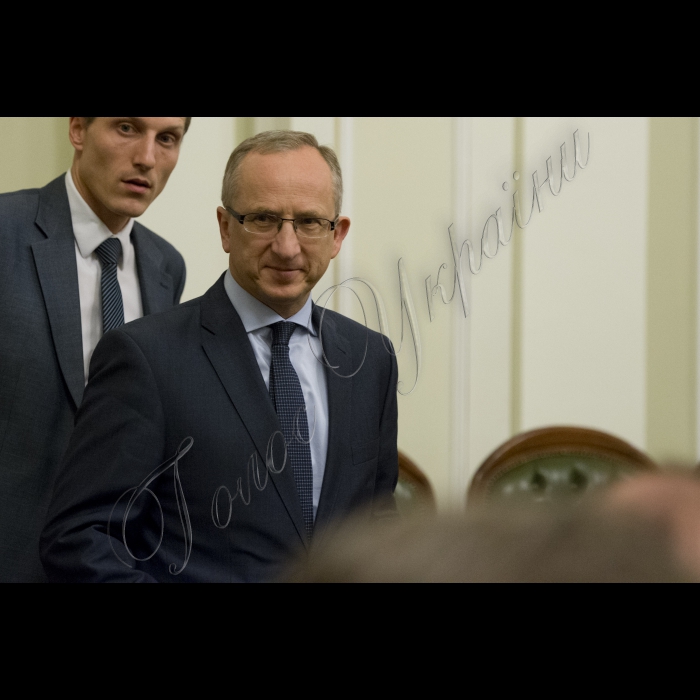 16 вересня 2015
Зустріч Голови Верховної Ради України Володимира Гройсмана з делегацією політико-безпекового комітету Європейського Союзу.
Голова Представництва Європейського Союзу в Україні Ян Томбінський