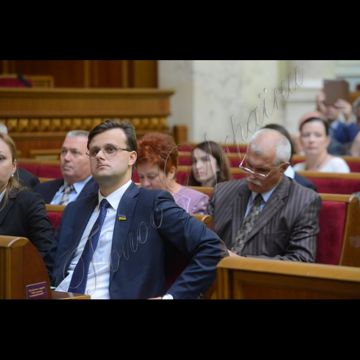 Парламентські слухання на тему: «Розвиток підприємництва в Україні та підтримка малого і середнього бізнесу». Віктор Галасюк  
Голова Комітету Верховної Ради України з питань промислової політики та підприємництва.