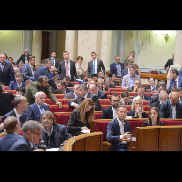 Пленарне засідання Верховної Ради України.