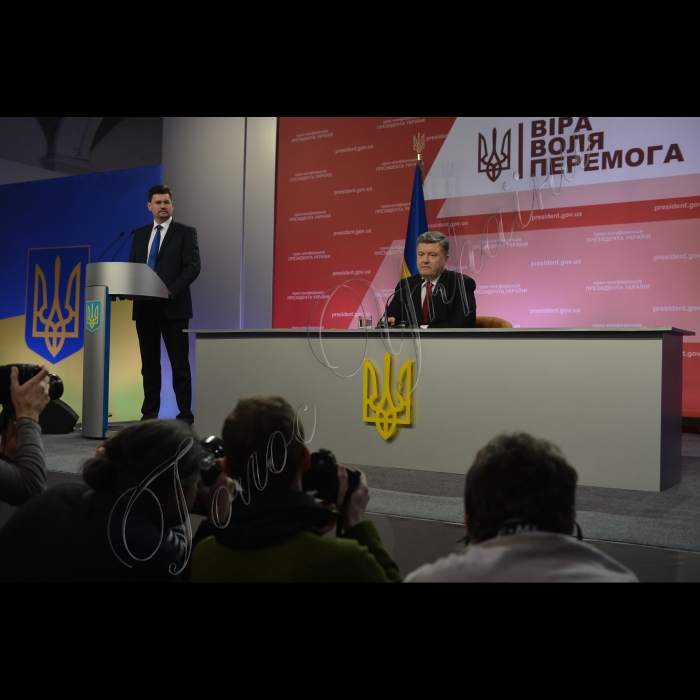 Київ. У Мистецькому Арсеналі відбулась прес-конференція Президента України Петра Порошенка