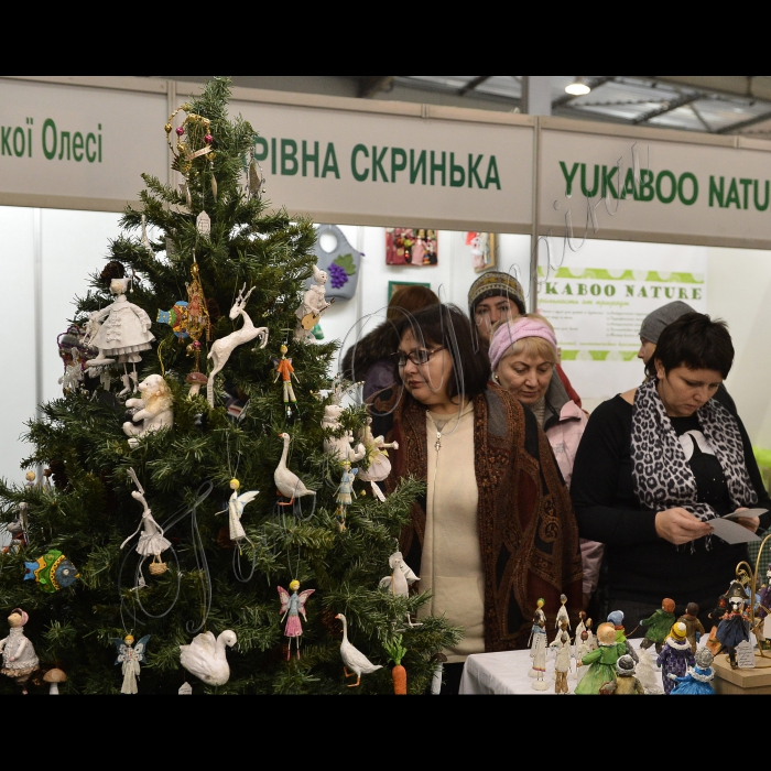 У ВЦ «КиївЕкспоПлаза», відкрилася виставка «МЕДВІН: Рукоділля.Подарунки до Різдва»