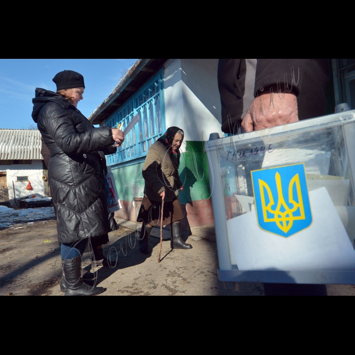 Тернопільска обл. Підгаєцкий район с.Гнильче. виборча дільниця № 610790 одномандатного виборчого округа № 165
