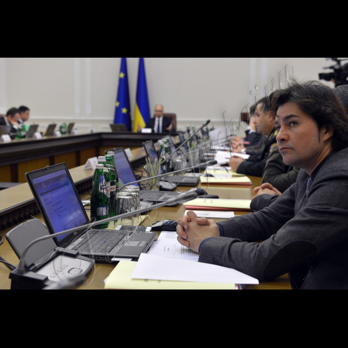 Під головуванням прем’єр-міністра України Арсенія Яценюка відбулось засідання Уряду.
Міністр культури України Євген Нищук