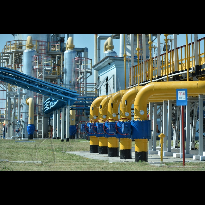 ПАТ «Укргазвидобування» провів прес-тур на виробничі об’єкти Компанії: модернізовану дотискуючу компресорну станцію в с. Червоний Донець. ГПУ “Шебелинкагазвидобування»