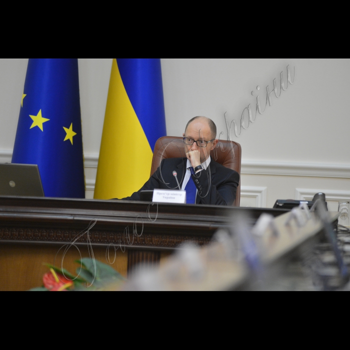 Під головуванням прем’єр-міністра України Арсенія Яценюка відбулось засідання Уряду.
