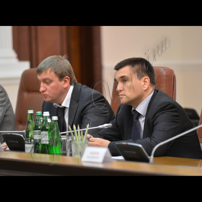Київ.Під головуванням в.о. прем’єр-міністра України Володимира Гройсмана відбулось засідання Уряду.