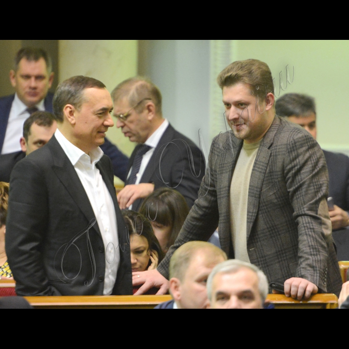 Пленарне засідання Верховної Ради України.
Микола Мартиненко НФ Олександр Присяжнюк НФ