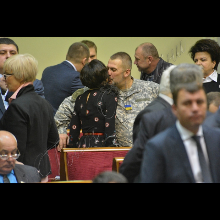Пленарне засідання ВР України.
Юрій Береза-Народний фронт
