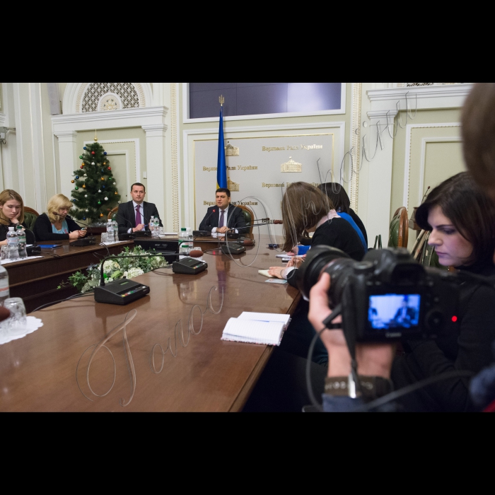 Прес-конференція Голови ВР України Володимира Гройсмана.